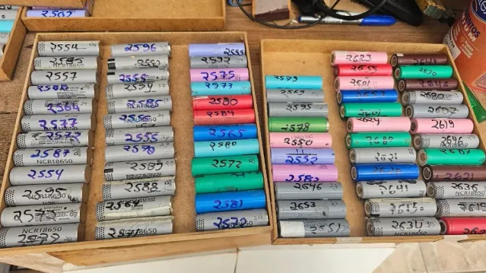60 baterias de Lítio 2550mAh Recarregáveis modelo 18650