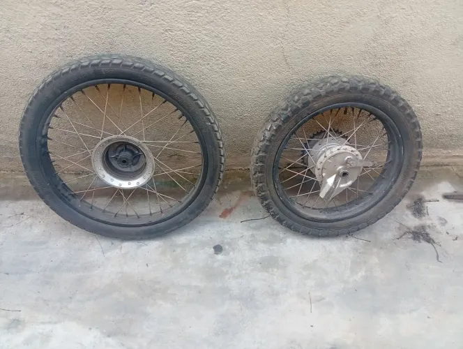 Par de rodas originais da xlx 250
