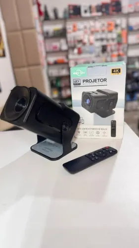 Projetor Multimídia Idali Life HY320 - Resolução Nativa 720p com Suporte a 4K Ultra HD e