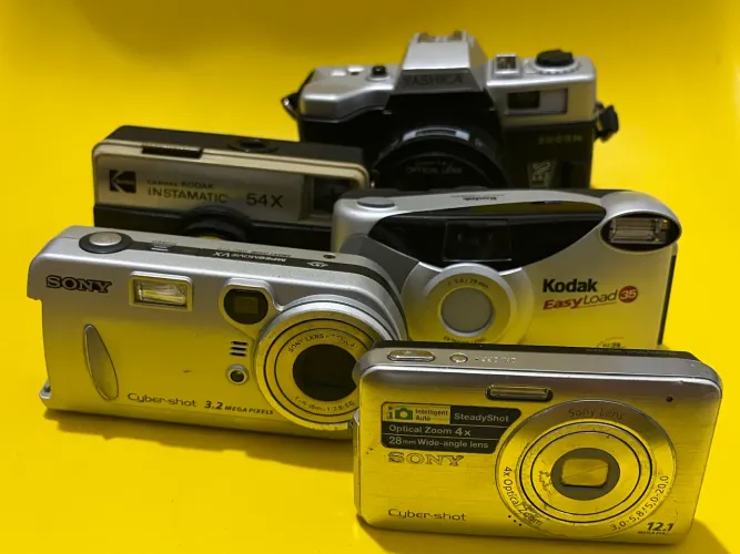 Lote de câmeras fotográficas antigas