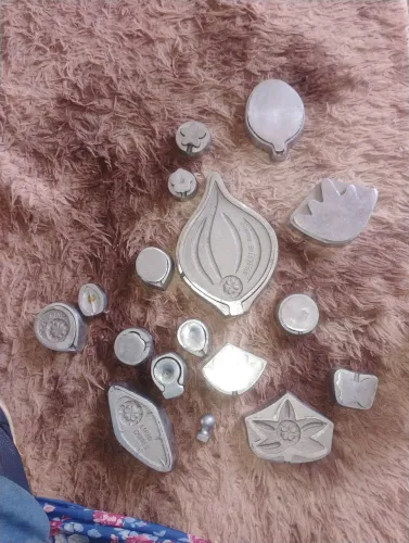 Frizador de alumínio , pra flores de Eva ,15 peça 