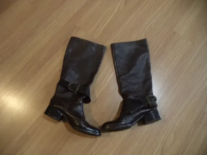 Bota de couro marrom -Datelli - 37 - excelente - Somente wats