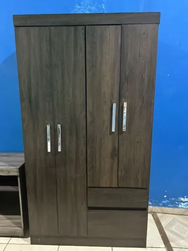 Guarda Roupa 4 Portas
