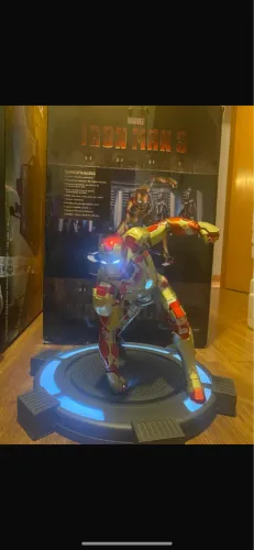 Sideshow Mark 42 1/4 estátua ñ hot toys