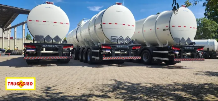 492. Semi Reboque Tanque Carbono Randon Ano 2023