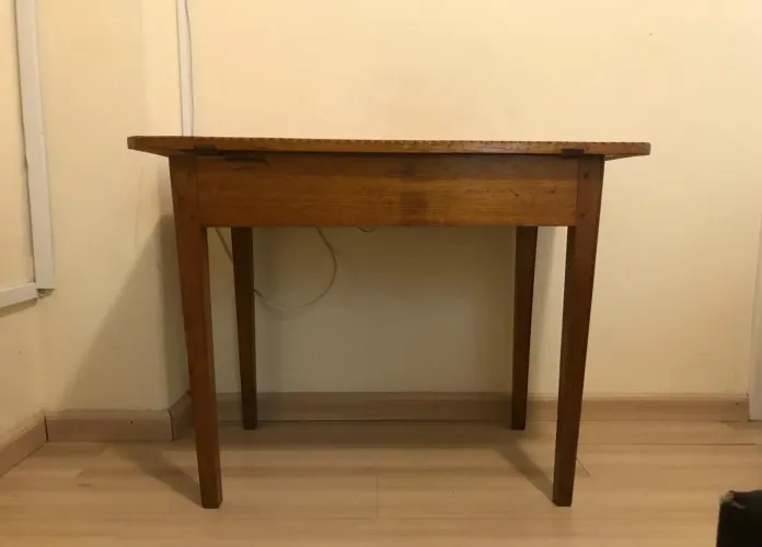 Vendo mesa madeira maciça