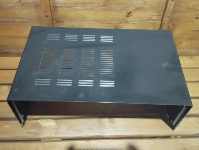 Gabinete externo para micro ondas Philco pm 021t.