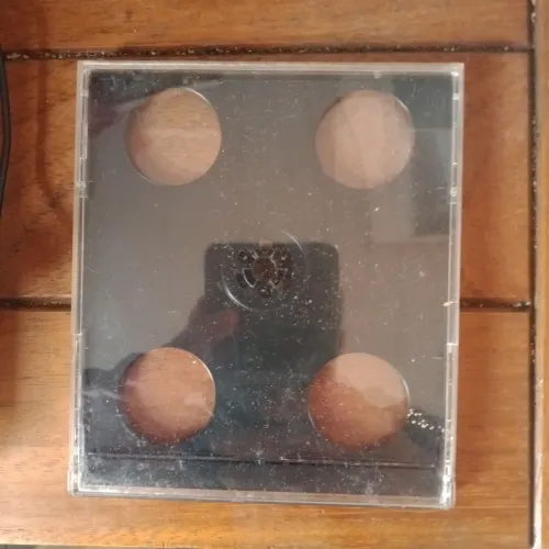 Caixa de acrílico para CD e DVD