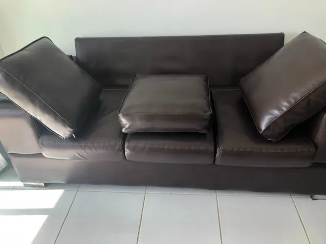 Conjunto Sofá 3 e 2 Lugares Corino PU - Marrom semi Novo