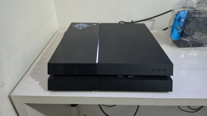 Ps4 FAT semi-novo