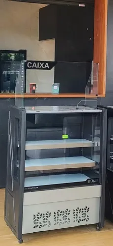 Balcão novinho caixa 