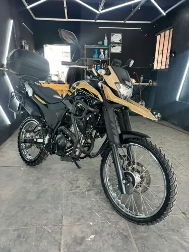 Lander 2024 Baixa km na garantia