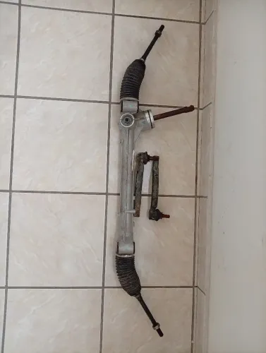 Vendo caixa de direção Tigo 8