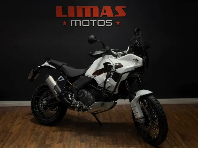 Ducati Desert X 950 Branca 2024 - Apenas 9.600.