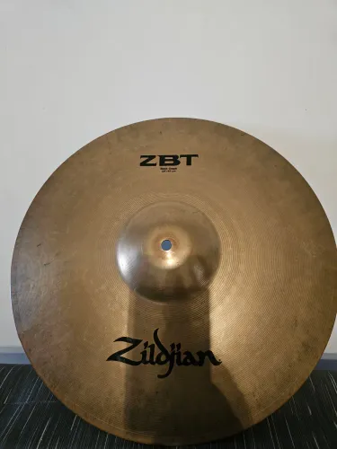 Prato zildjian zbt crash RACHADO