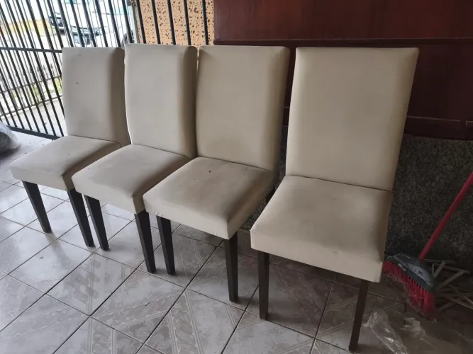 Cadeiras a 25,00 para retirar no Gama