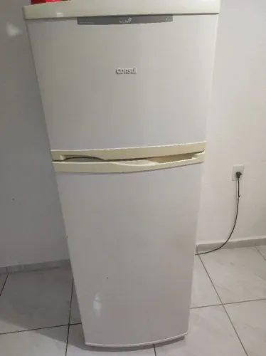 Geladeira Consul