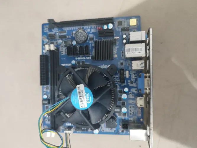 KIT I3 8100 2X4GB RAM
