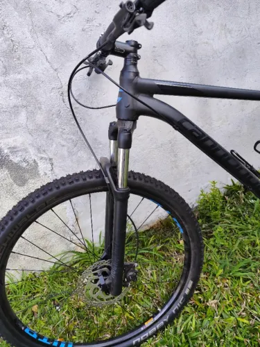 Bicicleta cannondale