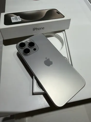 IPHONE SUPER CONSERVADO 