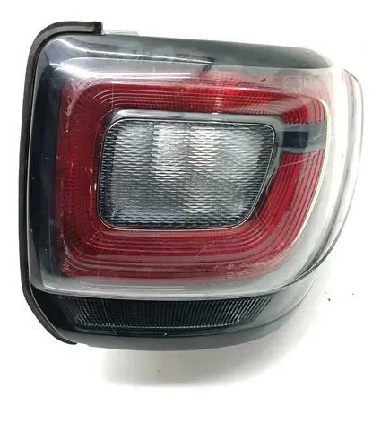 Lanterna Traseira Lado Direito Fiat Strada 2022 Direito/passageiro Vermelho
