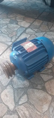 Motor Weg trifásico 2cv 3400rpm funcionando perfeitamente
