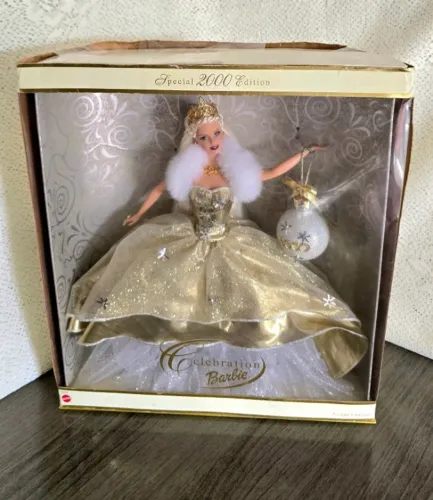 Boneca Celebration Barbie Ano 2000 Original