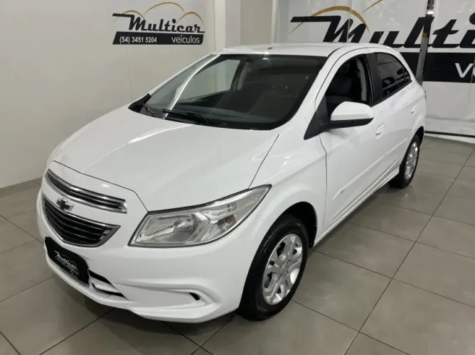 Chevrolet Onix Hatch LT 1.0 8V Flex Mec. 4P 2015