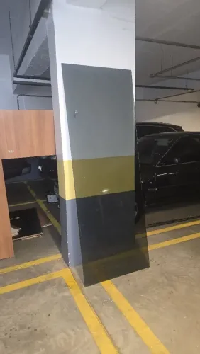 Vendo duas portas de blindex de 2 metros ou troco por algo do meu interesse