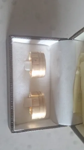 Aliança de Ouro 750, linda.