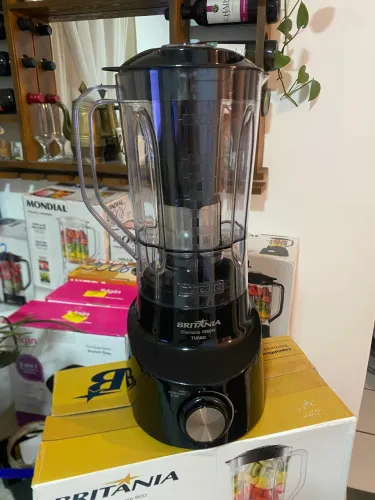 Liquidificador Britânia 220V 1050W 2,6L original novo lacrado