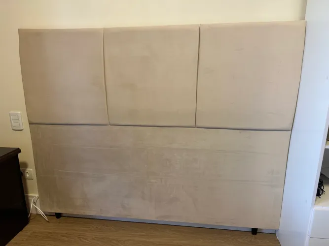 Cabeceira estofada cama Queen muito novo