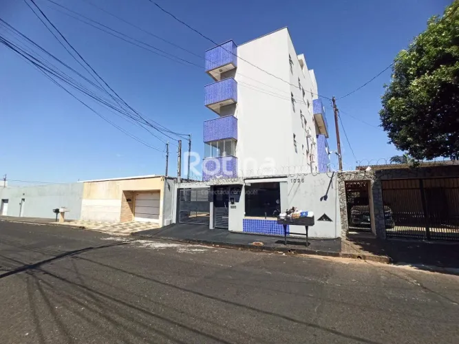Apartamento para alugar, 3 quartos, Brasil - Uberlândia/MG - Rotina Imobiliária