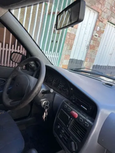 Fiat Siena 1.0 Mpi/ 500 1.0 MPI 2000
