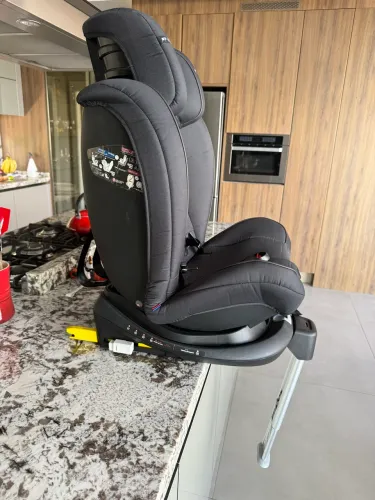 Cadeirinha carro ABC desing