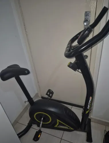 Bicicleta Ergométrica Polimet Nitro 4300