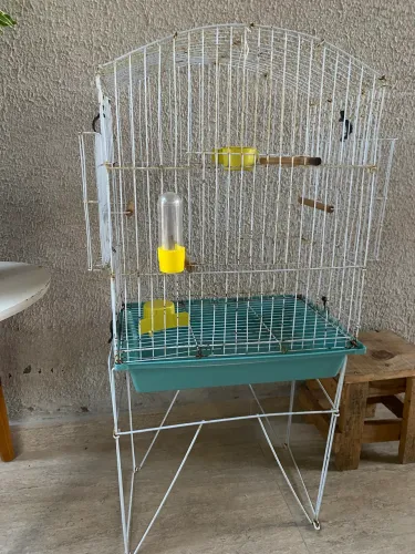 Vendo gaiola para calopsita