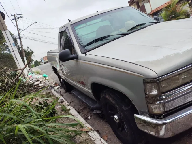 Chevrolet Silverado 4.1 1998