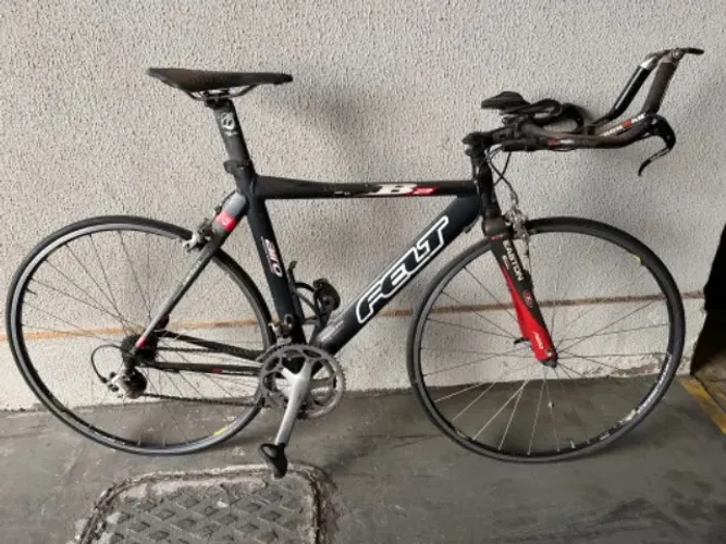 bike de triathlon FELT B2