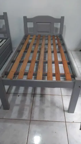 Cama de solteiro 