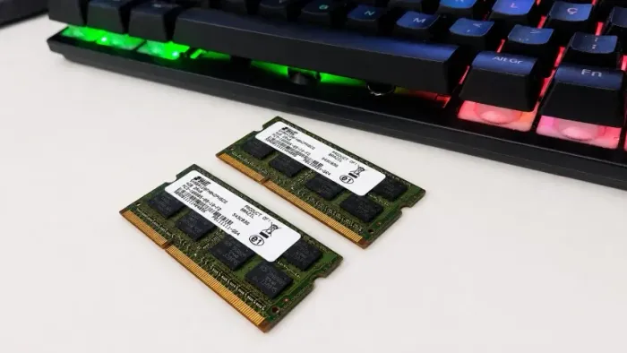 Memória RAM SMART DDR3 8GB (2x4 GB) 1333MHz para Notebook