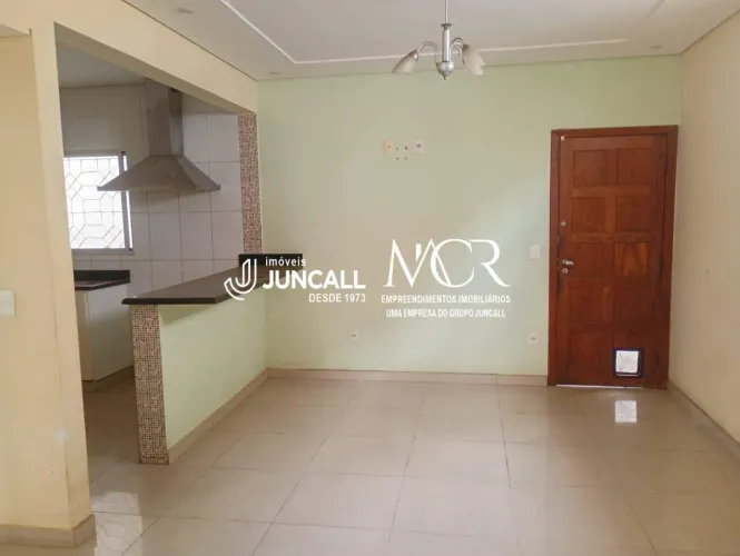 Casa de 5 quartos e 5 vagas de garagem a Venda no bairro Renascença!