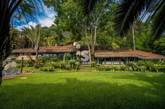 Casa Residencial à venda, Itaipava, Petrópolis - CA0177.