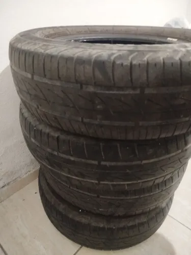 Pneu usado 185/70/14