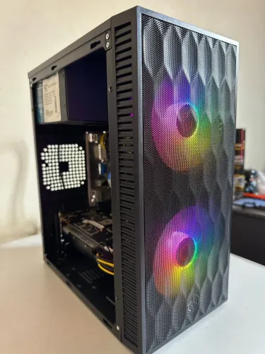CPU Gamer de entrada Core i5 / 8GB / GTX 550Ti / SSD
