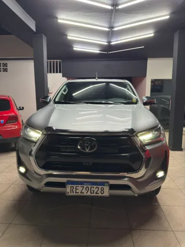 Toyota Hilux CD SRX 4X4 2.8 TDI 16V Diesel Aut. 2022