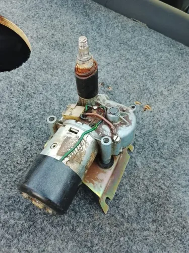 Motor do Limpador Traseiro Gol Quadrado 1988.