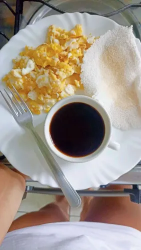 Vaga para a Cozinha no Café da Manhã
