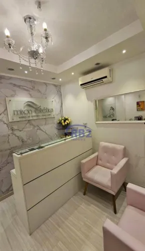 Sala Comercial área nobre em frente ao Metrô Largo do Machado
