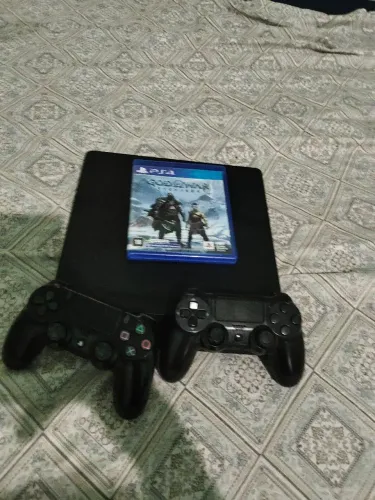 PS4 slim 500gb + 2 controles e jogos